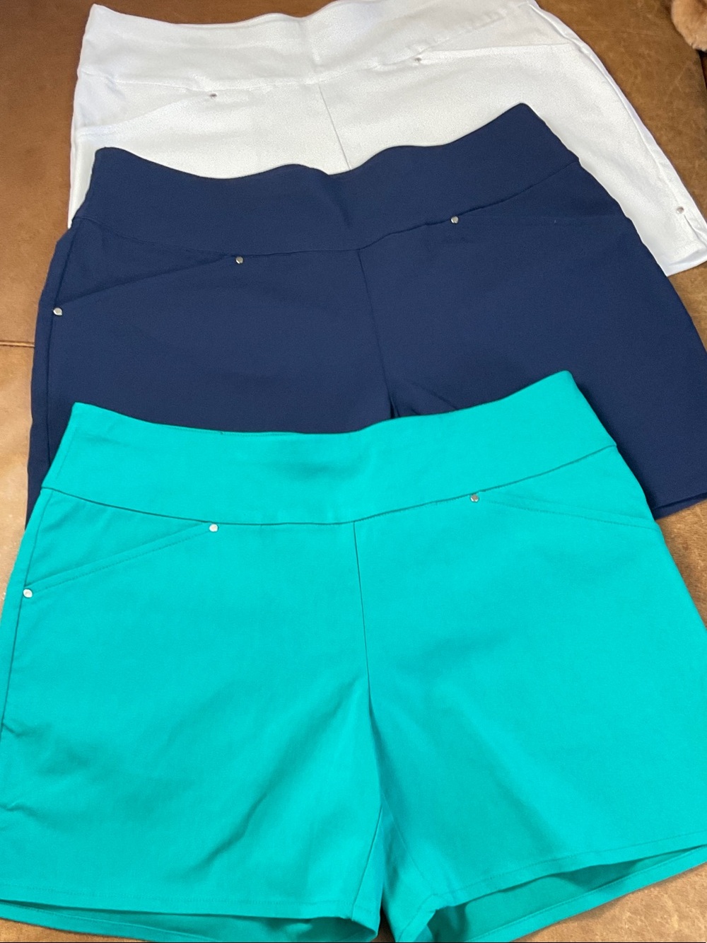 NWOT INC International Concepts Pull On Shorts Bundle Size 8 Lot of 3 - Picture 2 of 6